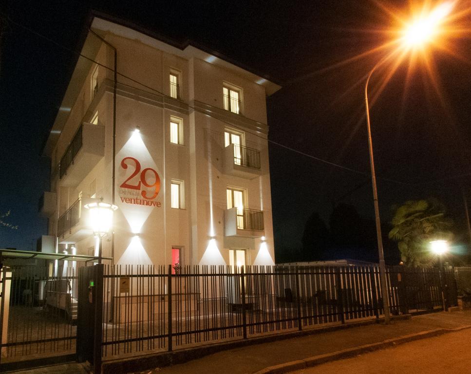 29 Cav Apartments Bollate Kültér fotó